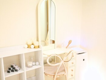 アメリイ 百合ヶ丘 新百合ヶ丘(Amerii)/ドレッサーも完備しております♪