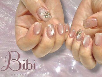 ビビ(Bibi)/マグネットネイル¥8,000~
