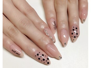 アイラッシュネイルサロン セシルビー(SECILB)/ドット柄ネイル 75分コース