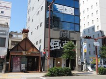 ペチュニア(PetuniA)の雰囲気（このビルが目印！！店舗はエレベーターで5階へ♪♪）