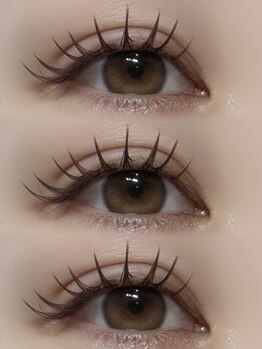 リス 播磨店(Lys)の写真/【持続性1.5倍LED×超軽量フラットラッシュ120本￥7800】まつ毛の状態を見ながら違和感のない仕上がりに◎ 