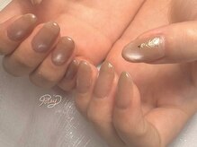 1本だけのデザインネイルが人気