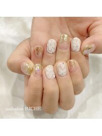 レース風フラワーネイル