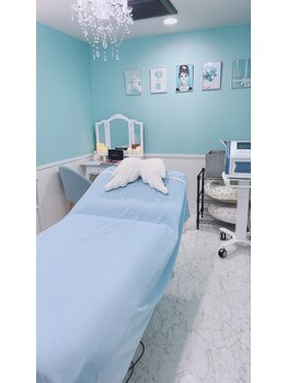 ビーナスアイスブルー(Venus ICE BLUE)/冬はお布団お部屋も暖かく☆