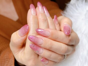 チェリッシュ(Cherish)の写真/シンプルの中にさりげないオシャレさを◎オフィスにも馴染む大人可愛いアートでワンランク上の指先へ♪