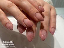 アトリエ メイド(atelier made)/グラデーションネイル￥4,990