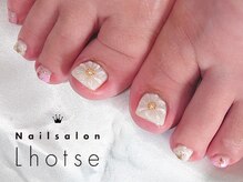 ローツェ(Lhotse)/ぷっくりお花ネイル
