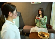 ボディーエールの雰囲気（施術後はハーブティー、お茶、お水。トリートメントの後は得◎）
