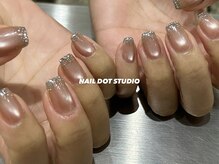 ネイルドットスタジオ 堺筋本町(NAIL DOT STUDIO)/マグネット×フラッシュ