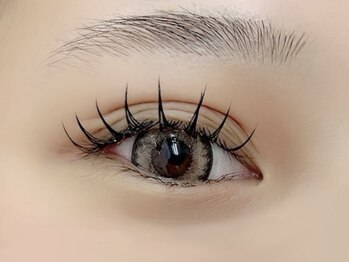 クレアラルーチェ 佐世保店(Crea la Luce)の写真/ナチュラルEYE★フラットラッシュ【100本まで￥4600/120本￥5700/付放￥6300】密着度が高いから持続力UP♪