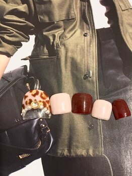 お気軽ビューティエーヴィヒ(Ewig)/11月キャンペーンネイル♪