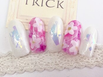 ネイルサロン トリック(Nail Salon TRICK)の写真/お呼ばれやデート、大切なイベントネイルならお任せ下さいませ☆上品レディなネイルで好感度UP間違いなし♪