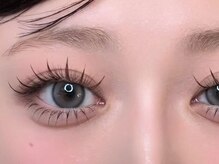 愛 ラッシュ アウラ(AURA)/ワンホンマツエク