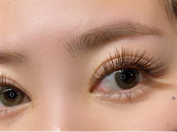 リナータ 三宮店(Rinata)の写真/ワンホンデザインから自まつ毛風ナチュラルまで♪【圧倒的支持率☆ボリュームラッシュ】モチも抜群◎