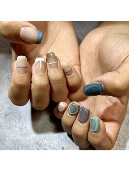 リファインネイル(refinenail)/ちぐはぐくすみカラーネイル