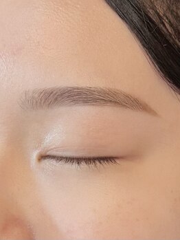 フフフ(Fff)の写真/骨格に合わせた黄金比美眉スタイリング+眉カラー¥5900◇理想の美眉をプロが叶えます！メイク時間の短縮に◎