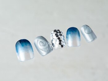 シルバーブルーネイル¥7980
