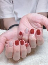 ネイルズ イルク(Nails Irk)/赤と白