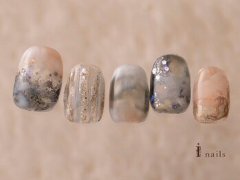 モスグリーン雪ニュアンス