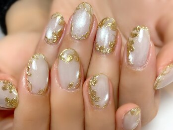 キラネイル アンド アイラッシュ by World Beauty(KIRA)/ゴールドフラワーネイル