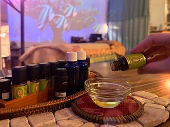 プルフローラ(pluflora)の写真/[最大6種まで選べるアロマ]天然100%オイルやホットストーンで癒やされる自分だけのオーダーメイド施術＊