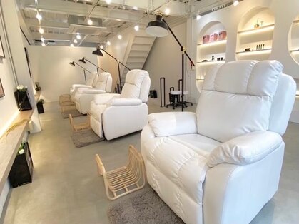 フィオブロウ 大阪梅田芝田店(fiio brow)の写真