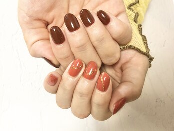 アミィ(AMIe)/アシンメトリーネイル