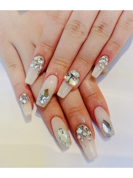 ネイルサロンアンドネイルスクールアートローズ 町田店(Art Rose)/ビジューネイル