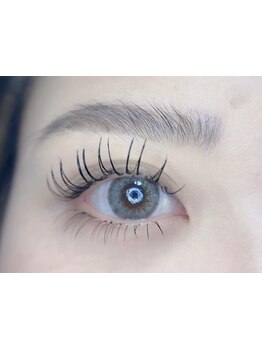 ボリュームのある目元にしたい