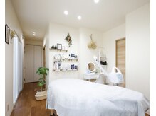 ブロッサム(Blossom)の雰囲気（店内は白を基調としたナチュラルな雰囲気）