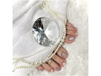 ラヴィーネイル(Ravie nail)/サンダル映え◎キラキラフット