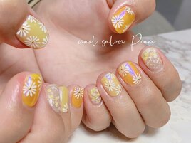 ガーリーフラワーネイル