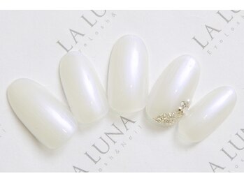 ラルナ ネイルアンドアイラッシュサロン(LA LUNA nail & eyelash salon)/24年5月6月◇定額ナチュラル◇