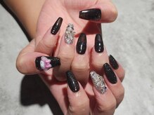 ネイルアン 下中野店(Nail Ann)/ブラック×十字架