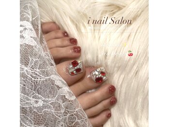 アイネイルサロン(i nail salon)の写真/年中フットネイル受付しております！ハンドが出来ない方でも持ち込みデザインで理想の足元へ♪