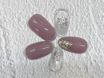 シンプルニュアンスネイル