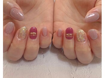 メイヴン(Maven)/アクセサリーネイル