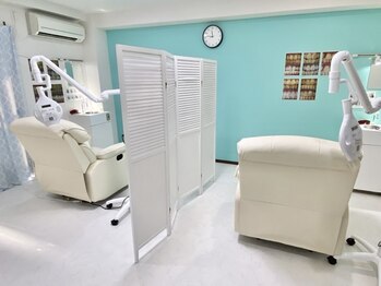 ホワイトニングショップ 高槻店の写真/【ホワイトニングで理想の白く美しい歯に♪】自社開発の最高品質ジェルを使用！お試し価格で通いやすさ◎