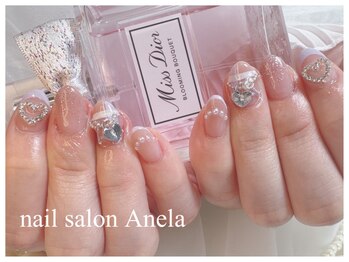 アネラ(Anela)/ラベンダーカラーのチェック