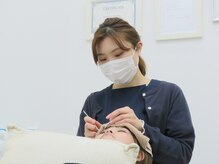 有資格者によるまつ毛エクステは付け心地◎フラットラッシュ使用