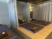 シルク(SILK)の雰囲気（タイ古式&アロマオイルはこちらのベットになります。）