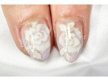 アリイネイルズ(ALII Nails)/エンボスフラワーネイル
