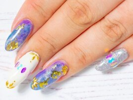 リーフホロ×ニュアンスネイル