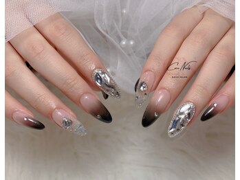 ココネイル 大塚店(coco nail)/キラキラネイルで気分を上げよう