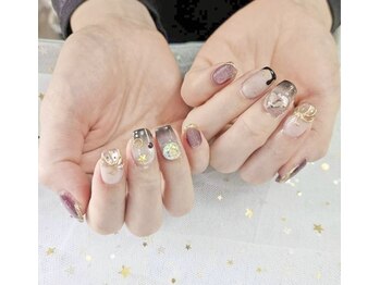 ビュービー ネイル(Beaubie Nail)の写真/《ワンホン/韓国》艶カラー・パーツ豊富♪マグネット/オーロラ/ミラーも◎持ち込みデザイン/スカルプOK