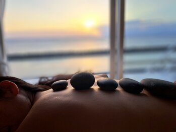 アロハ堂 池間島店/寒い日もホットストーンで