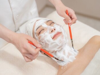 グレースフィオーレ 高槻店(gracefiore)の写真/【最先端美容☆肌管理】お肌も一緒にウルツヤ肌に！韓国第4世代ララピール(専用マスク込)¥12,000→¥7,777