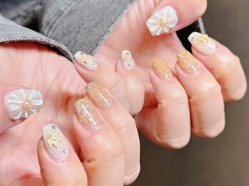 フラワーネイル/キラキラ/立体