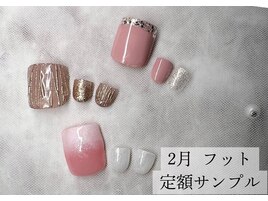 大人綺麗めフットネイル