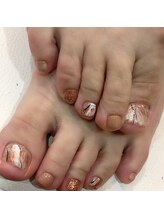 グラマラス アンジェアイ 荻窪店(glamourous ange eye)/秋フットネイル